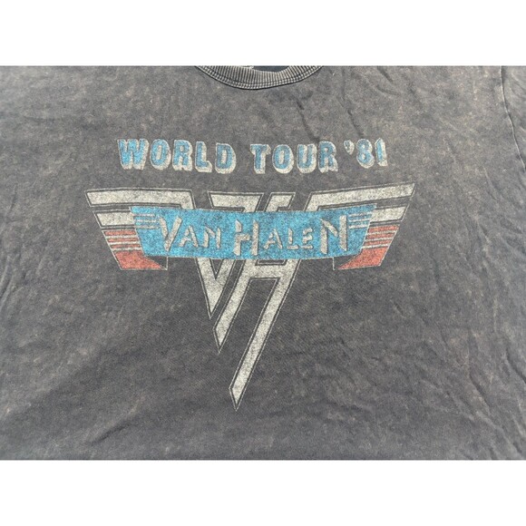 Van Halen Graphic Print Tee Kick Ass T-Shirt  World Tour 1981 Cotton Cropped M - Picture 3 of 8